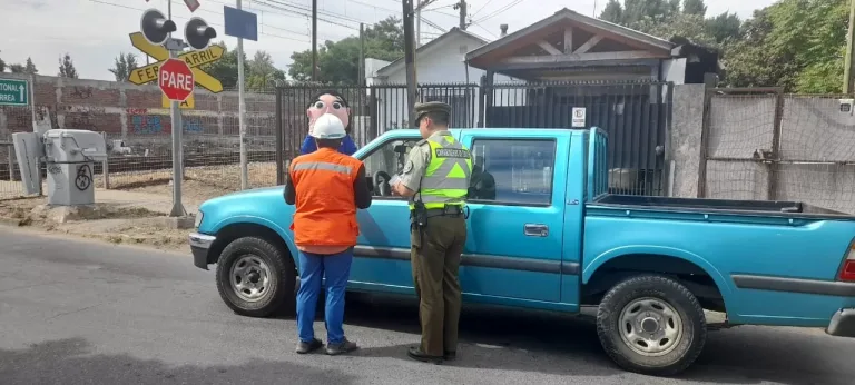 Realizan campaña para el autocuidado en Cruces Ferroviarios de Linares