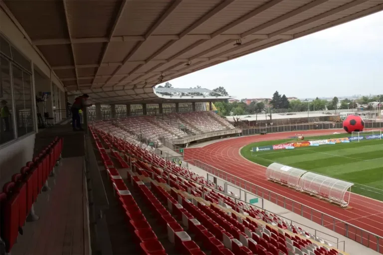 Deportes Santa Cruz traslada su «Casa Temporal» a Curicó para cumplir con estándares de la ANFP