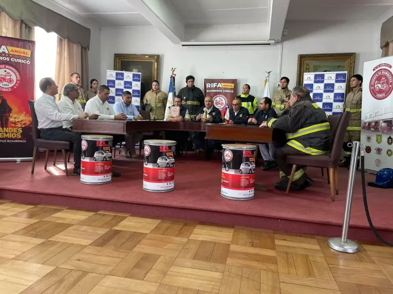 Bomberos Curicó Lanza su Rifa Anual 2024 para Renovar Equipamiento y Generar Recursos