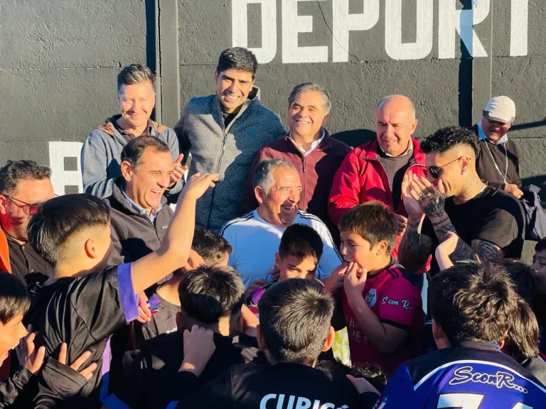 Academia de Fútbol Samuel Reyes de Curicó inauguró complejo deportivo