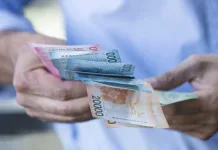 PGU aumentará su monto a partir del 1 de febrero para jubilados entre 65 y 82 años dinero-billetes-chile