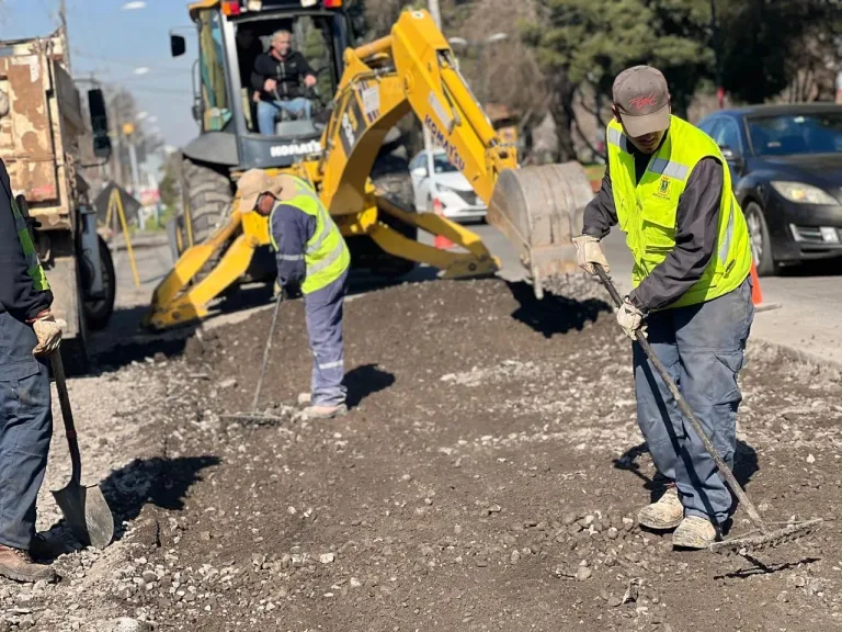 Siguen los trabajos de reparación de hoyos en distintos puntos de la ciudad