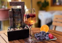 Lontué se prepara para la “Cumbre del Vino 2026” con diez días de tradición, música y cultura En la Fiesta de la Chilenidad 2024, Erika Letelier y su Stand de Vinos Especiados reciben el premio 'Espíritu Chilenidad'-1