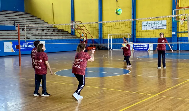 El Newcom Voley en Curicó toma más fuerza