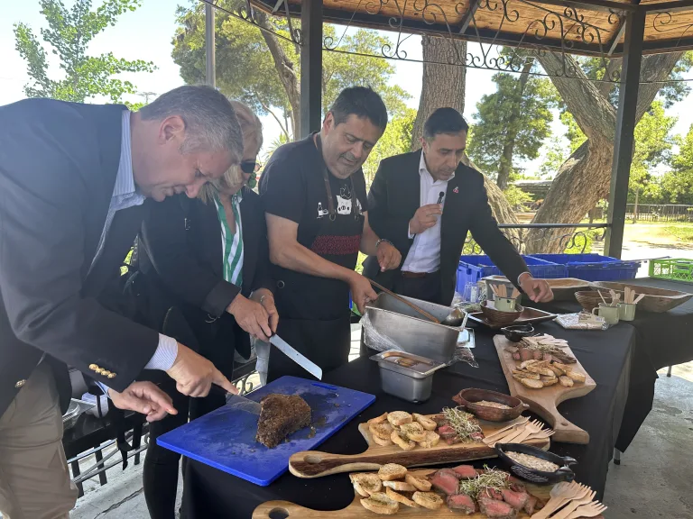 Romeral lanzo la octava versión de la Feria Gastronómica de la Plateada en su mes aniversario