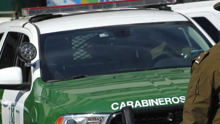 Carabineros salva a menor de un año con maniobras de emergencia en Molina