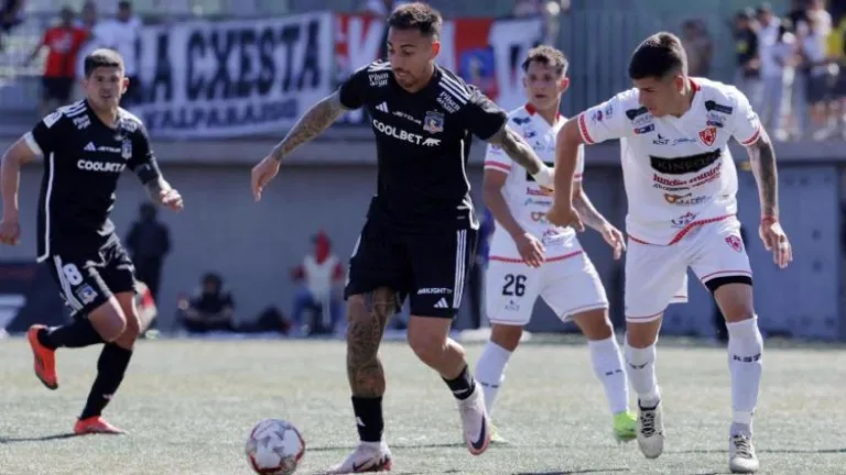 Colo-Colo campeón del fútbol chileno ! El cacique igualó en el norte y la U no pudo frente a Everton