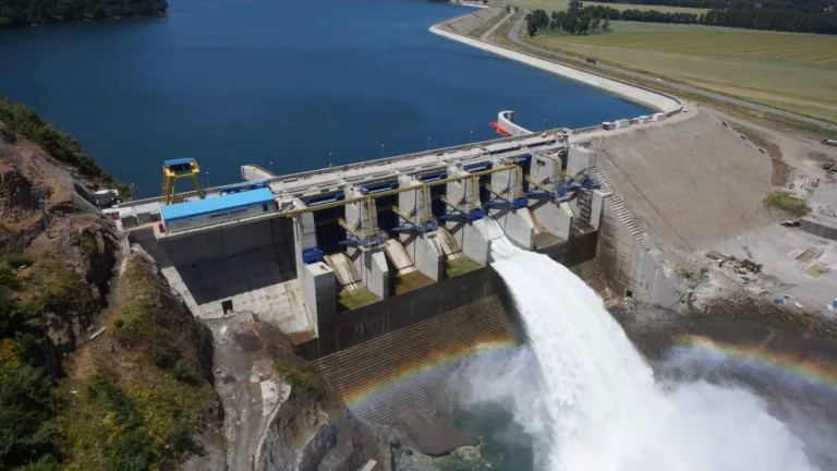 SENAPRED Maule informa sobre vertimiento controlado en el Embalse Colbún