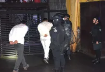 Realizan masivos allanamientos en cárceles del Maule y todo Chile-1