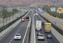 El Subsecretario  de Obras Publicas, Cristobal Leturia, realiza un punto de prensa para explicar las medidas y controles que se realizaran en navidad en las carreteras a lo largo de Chile.