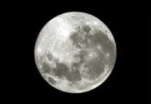 ¿De quién es la Luna? Historia de un chileno que la inscribió y un estadounidense que se enriqueció luna-chile