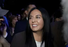 Soraya Martínez Ferrada Chilena que llegó como refugiada se convierte en alcaldesa de Montreal y marca un hito histórico en Canadá