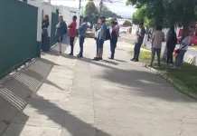 Sobrecarga en Comisaría Virtual genera filas presenciales durante las Elecciones 2025 comisaria curico