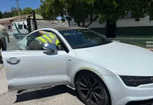 Intento de robo a sucursal Entel en Molina termina con persecución y vehículo incautado Intento de robo a sucursal Entel en Molina termina con persecución y vehículo incautado-1