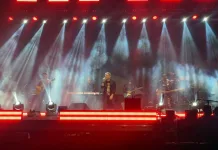 Natalino emociona al público del Festival de la Guinda con una noche cargada de romanticismo y grandes éxitos Natalino