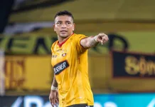 Fallece futbolista Mario Pineida tras ataque de sicarios en Ecuador futbolista Mario Pineida