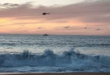 Tragedia en Algarrobo: cuatro personas murieron al intentar rescatar a una niña que cayó al mar IMG_4676