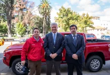 Romeral recibe tres camionetas para fortalecer labores municipales y atención en sectores rurales Romeral recibe tres camionetas para fortalecer labores municipales-1