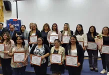 Veinte mujeres de Curicó se certifican en curso de panadería y pastelería impartido por SENCE