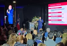 Alcalde Felipe Méndez rinde cuenta pública 2025