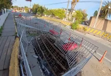 Con financiamiento municipal, comienza la reconstrucción del puente La Cañada en avenida Libertad de Romeral-1