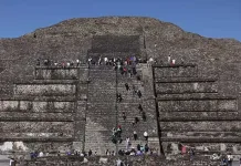 Tiroteo en Pirámides de Teotihuacán deja una turista fallecida y varios heridos en México