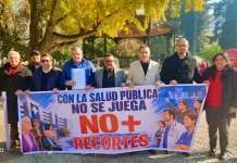 Consejeros regionales de centroizquierda y gremios de salud protestaron por recorte presupuestario en salud del Maule