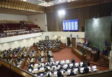Cámara de Diputados aprueba proyecto que elimina el feriado irrenunciable en días de elecciones y plebiscitos Cámara de Diputados durante sesión de votación en el Congreso Nacional.