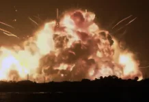 Explosion De Cohete De Blue Origin Durante Prueba En Florida Genera Nuevo Reves Para La Empresa De Jeff Bezos