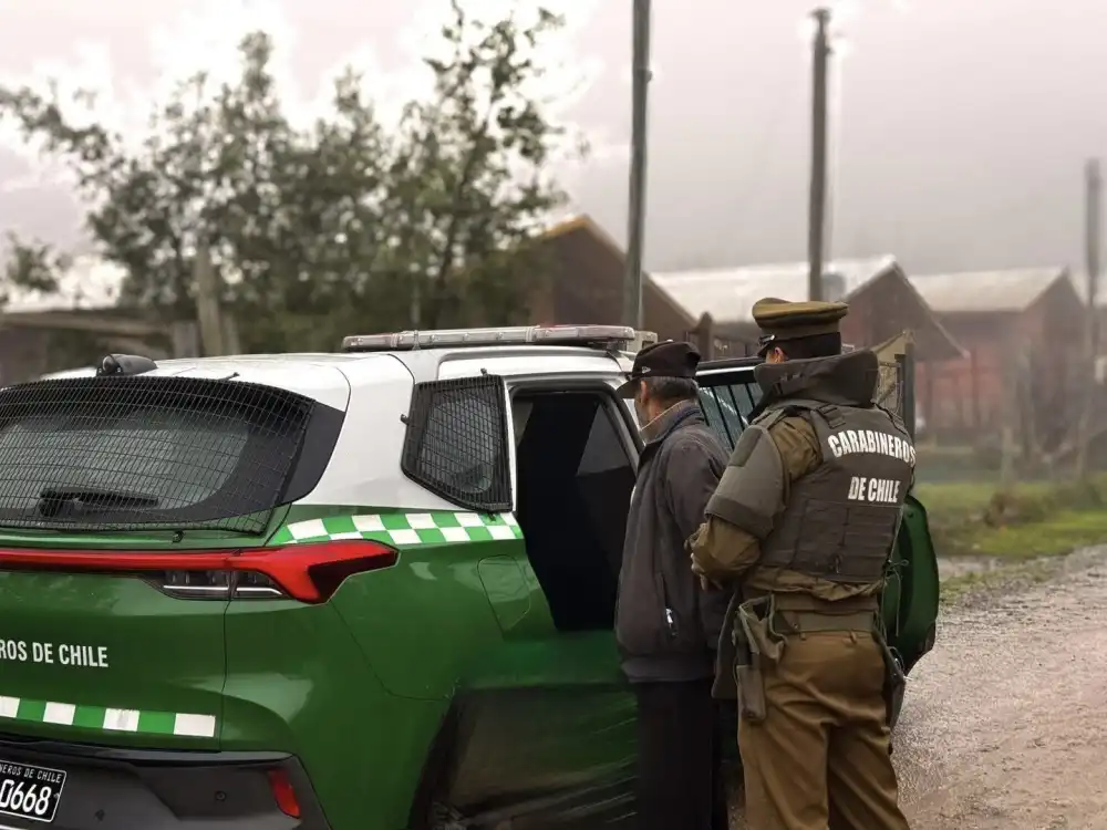 Carabineros Detiene A Sujeto Con Orden De Detencion Vigente Durante Fiscalizacion En Villa Prat
