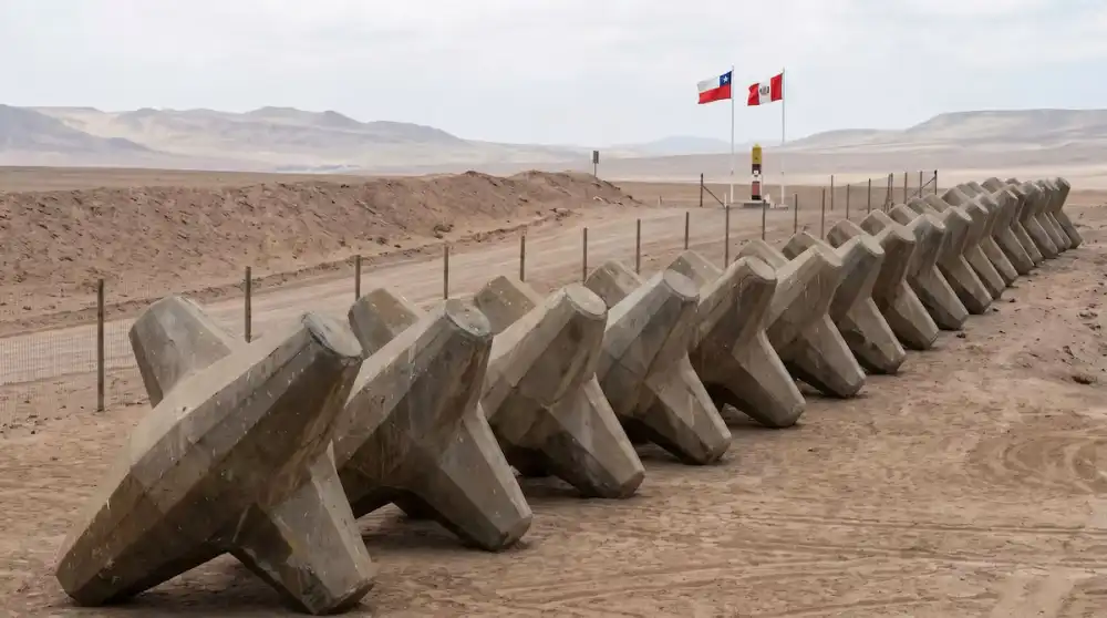 Chile Refuerza La Frontera Norte Con Tetrapodos De 16 Toneladas