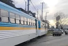 Colision Entre Buscarril Talca Constitucion Y Una Camioneta Provoco Interrupciones De Transito En Constitucion