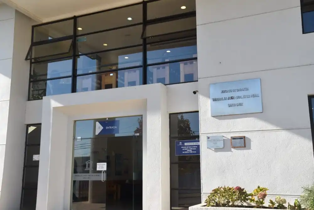 Condenan A Seis Anos De Carcel Efectiva A Autor De Millonario Robo En Vivienda De Santa Cruz