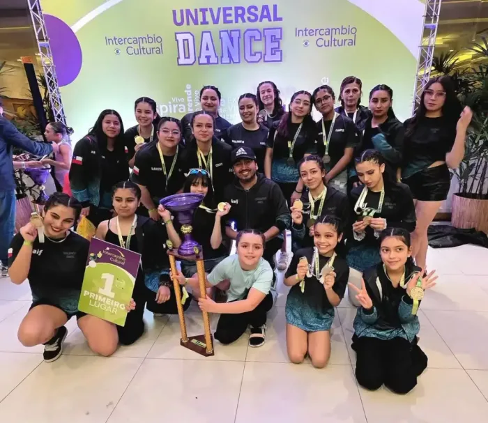 Jovenes Bailarinas Curicanas Brillaron En Brasil Y Preparan Gran Gala En El Teatro Provincial 1