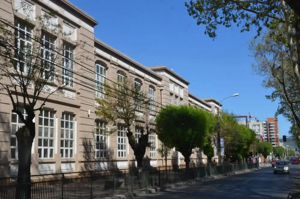 Liceo Marta Donoso Espejo Retoma Sus Clases Tras Proceso De Sanitizacion Preventiva Por Presencia De Presuntas Fecas De Roedor