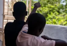 Ubican A Seis Ninos Haitianos En Romeral Y Denuncian Posible Vulneracion De Derechos De Tres Menores