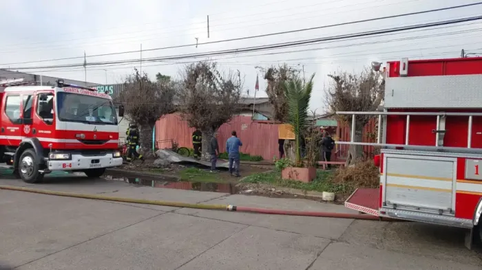 Una Persona Fallecida Deja Incendio Que Destruyo Por Completo Una Mediagua En Curico 1