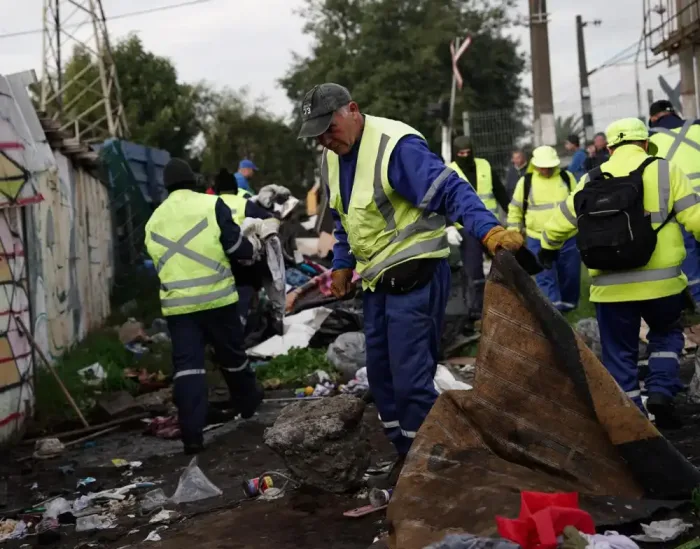 Vecinos Valoran Desalojo De Rucos En Sector Surponiente De Curico