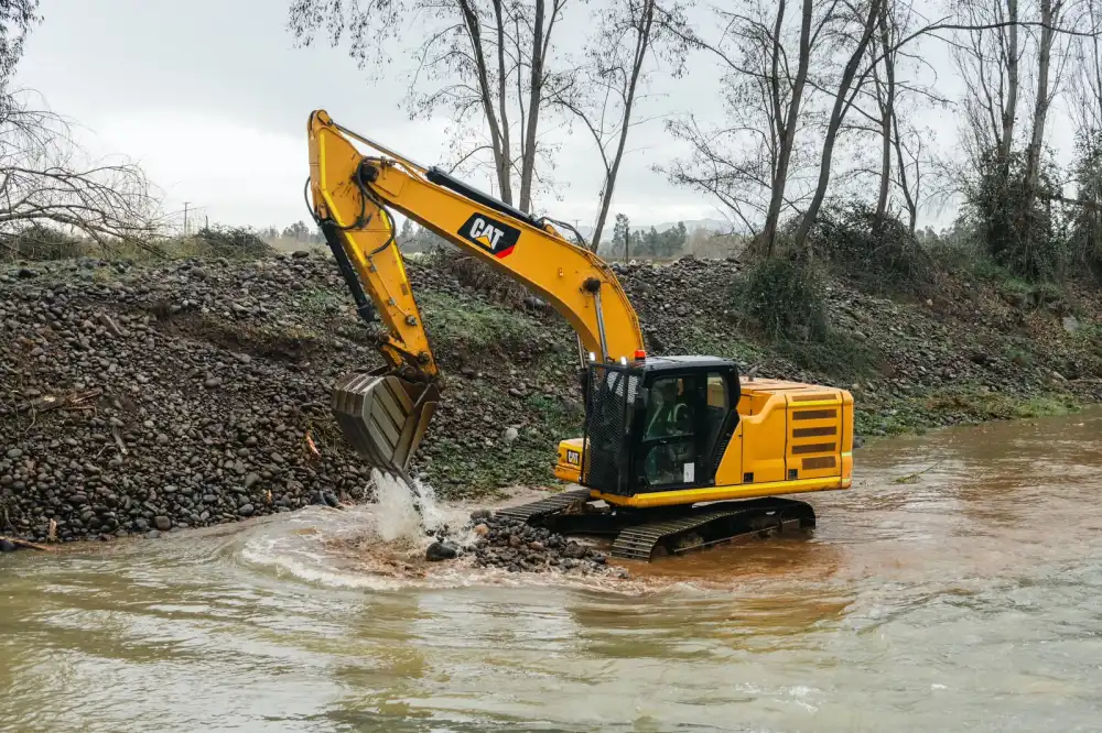 Excavadora Hidráulica - Estero