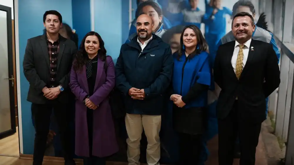 Alcalde De Molina Solicita Certezas Sobre Traspaso Al Slep Los Cerezos En Reunion Con El Subsecretario De Educacion
