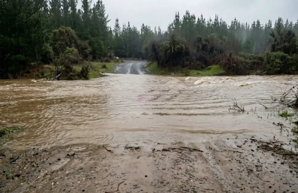 Balance Del Sistema Frontal En Colchagua Reportan 24 Personas Afectadas Y Tres Evacuadas Desde Termas Del Flaco