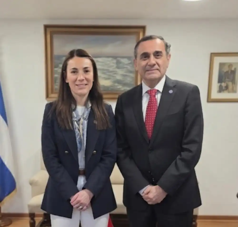 Diputado Javier Munoz Participa En Reunion Con La Ministra De Educacion Para Revisar Implementacion Del Slep Los Cerezos