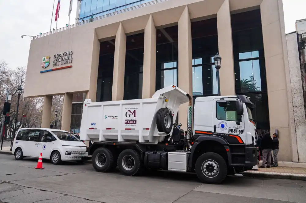 Molina Y Vichuquen Fortalecen Sus Servicios Con La Incorporacion De Nuevos Vehiculos