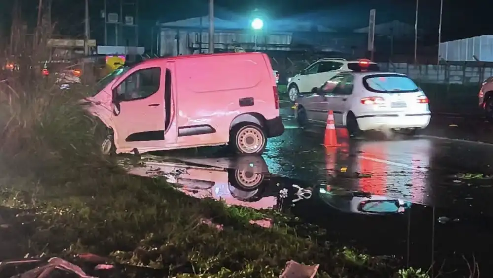 Mujer Fallece Y Cinco Personas Resultan Lesionadas Tras Violenta Colision Multiple En La Ruta Ch 115 1