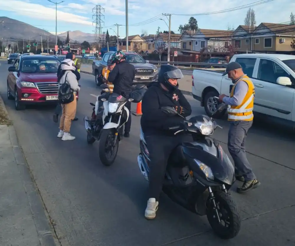 Operativo De Fiscalizacion En Machali Deja Un Detenido 12 Infracciones Y Dos Motocicletas Incautadas