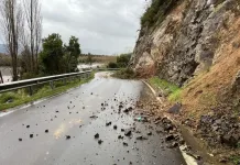 Ruta I 400 Permanece Interrumpida Autoridades Inspeccionan Socavon En Lo Moscoso Y Anuncian Acciones Para Su Solucion