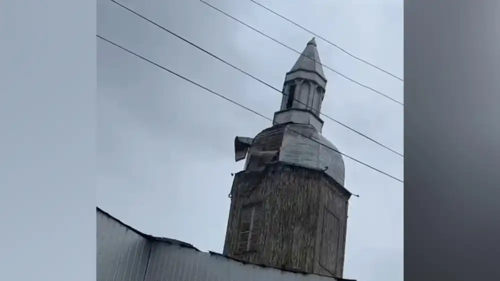 Temporal Agrava Danos En La Historica Parroquia Nuestra Senora Del Rosario De Curepto Y Preocupa Riesgo De Derrumbe