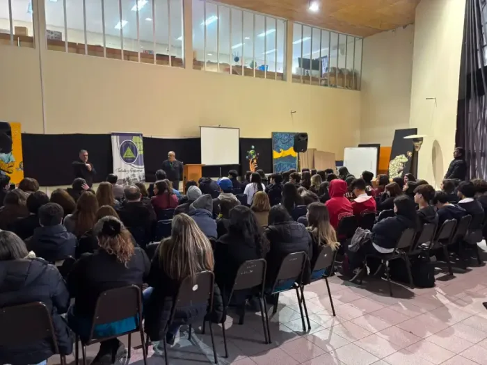 Comunidad Del Liceo Bicentenario Zapallar Conoce Cronograma De Las Obras De Mejoramiento 1