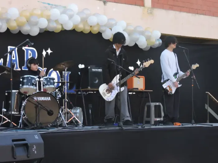 Zapallar Solidario Movilizo A Comunidad Educativa De Curico Con Actividades Dentro Y Fuera Del Establecimiento 1