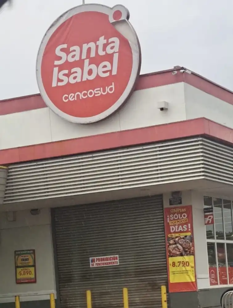 Autoridad Sanitaria Prohibe Funcionamiento De Supermercado Santa Isabel En Curico
